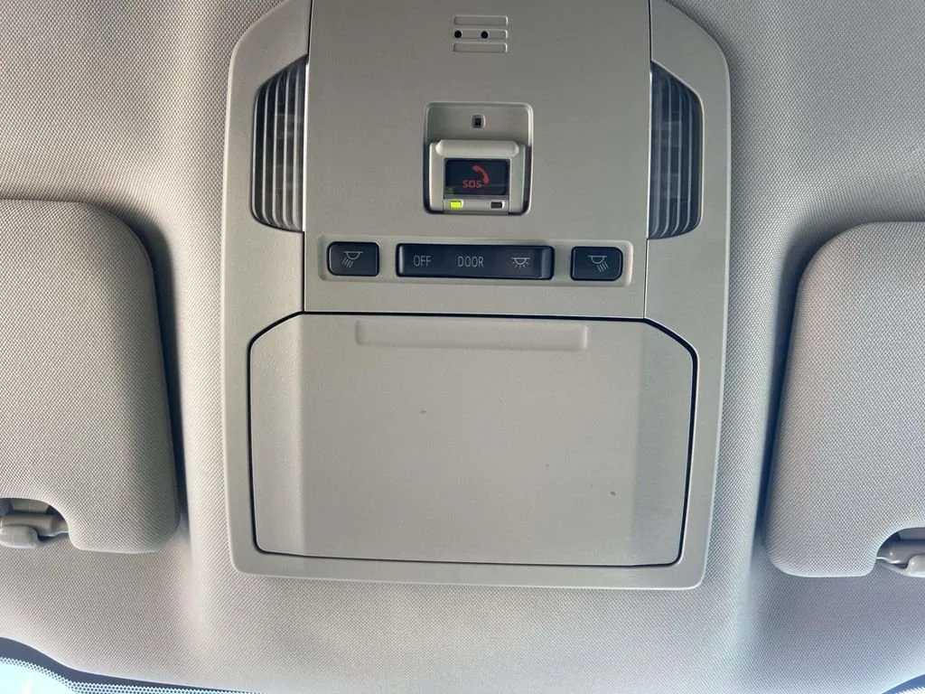 2022 Toyota Highlander LE thumbnail 22