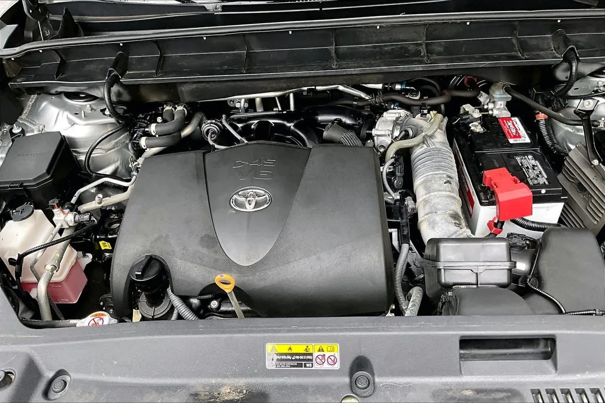 2022 Toyota Highlander XLE thumbnail 32