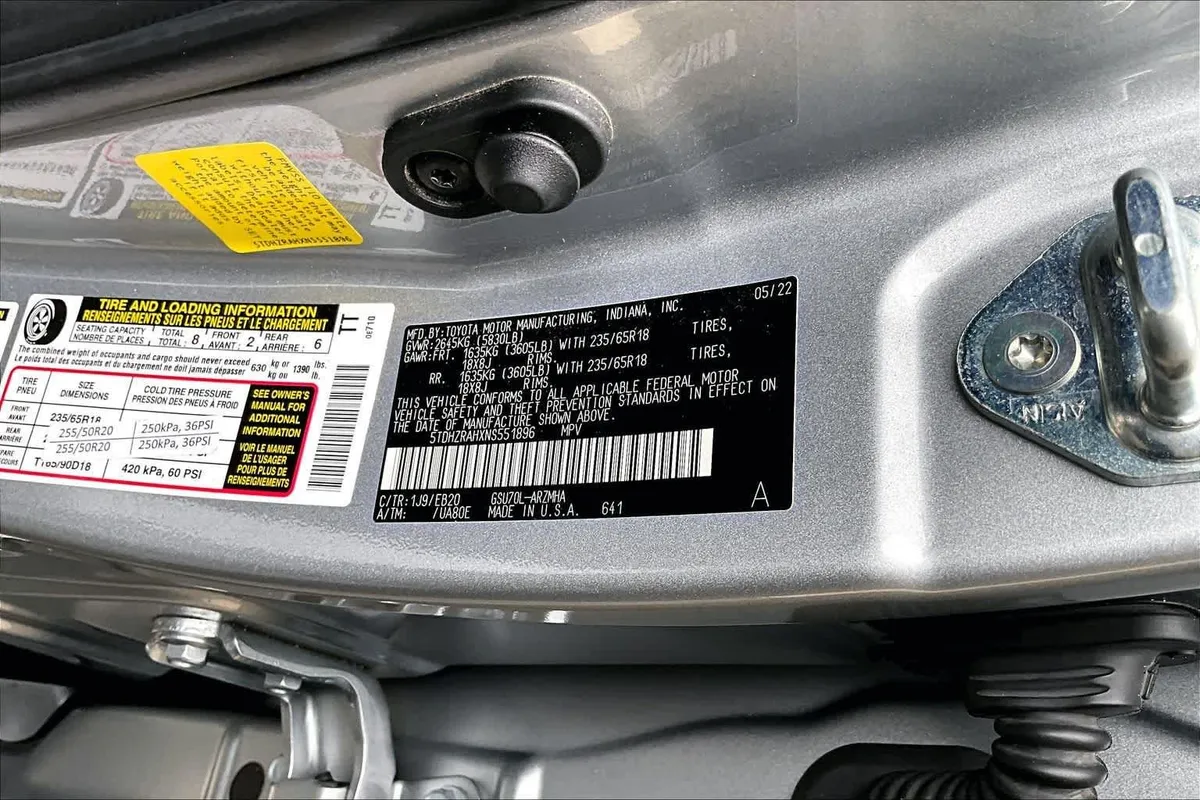 2022 Toyota Highlander XLE thumbnail 34