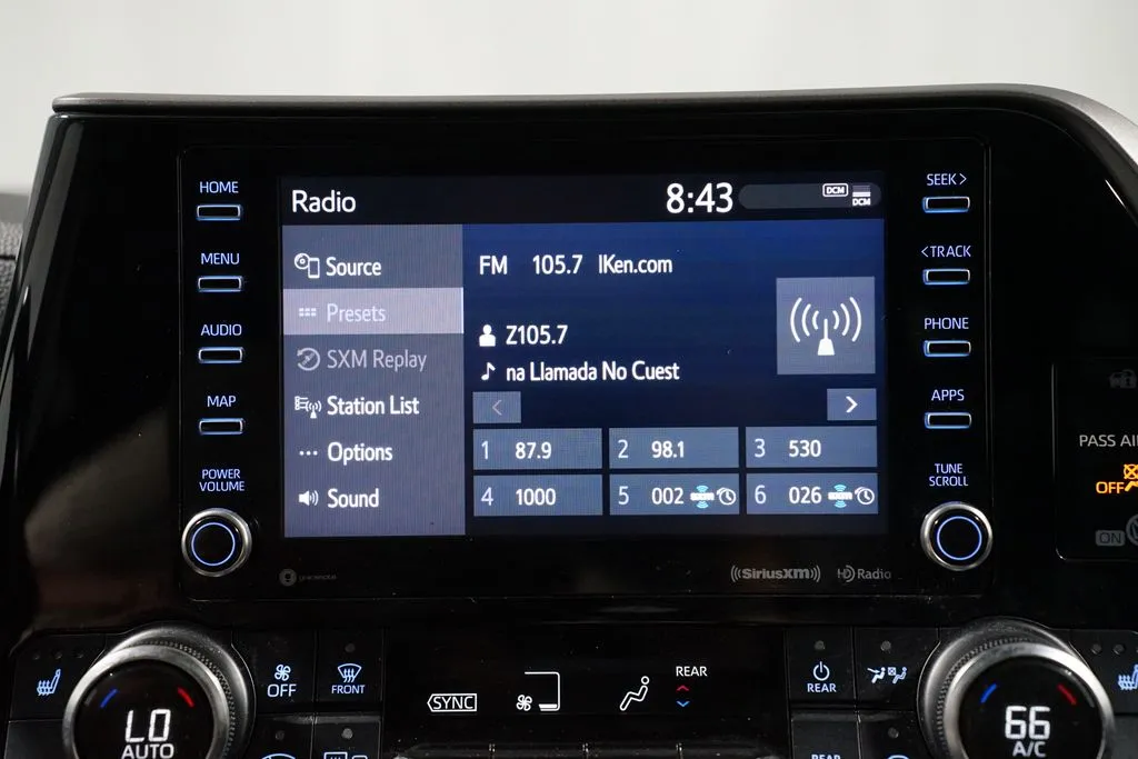 2022 Toyota Highlander XLE thumbnail 17