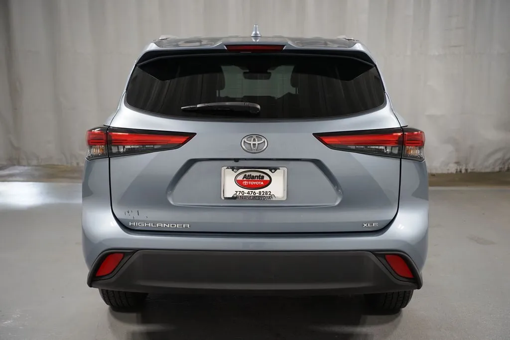 2022 Toyota Highlander XLE thumbnail 7