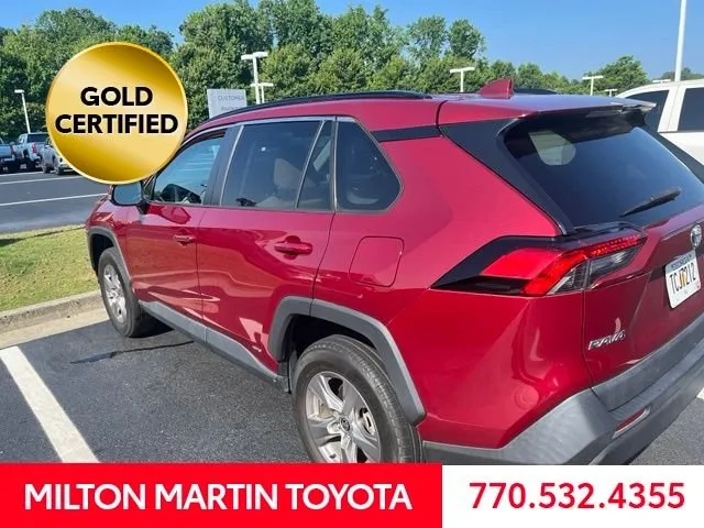 2022 Toyota RAV4 Hybrid XLE thumbnail 3