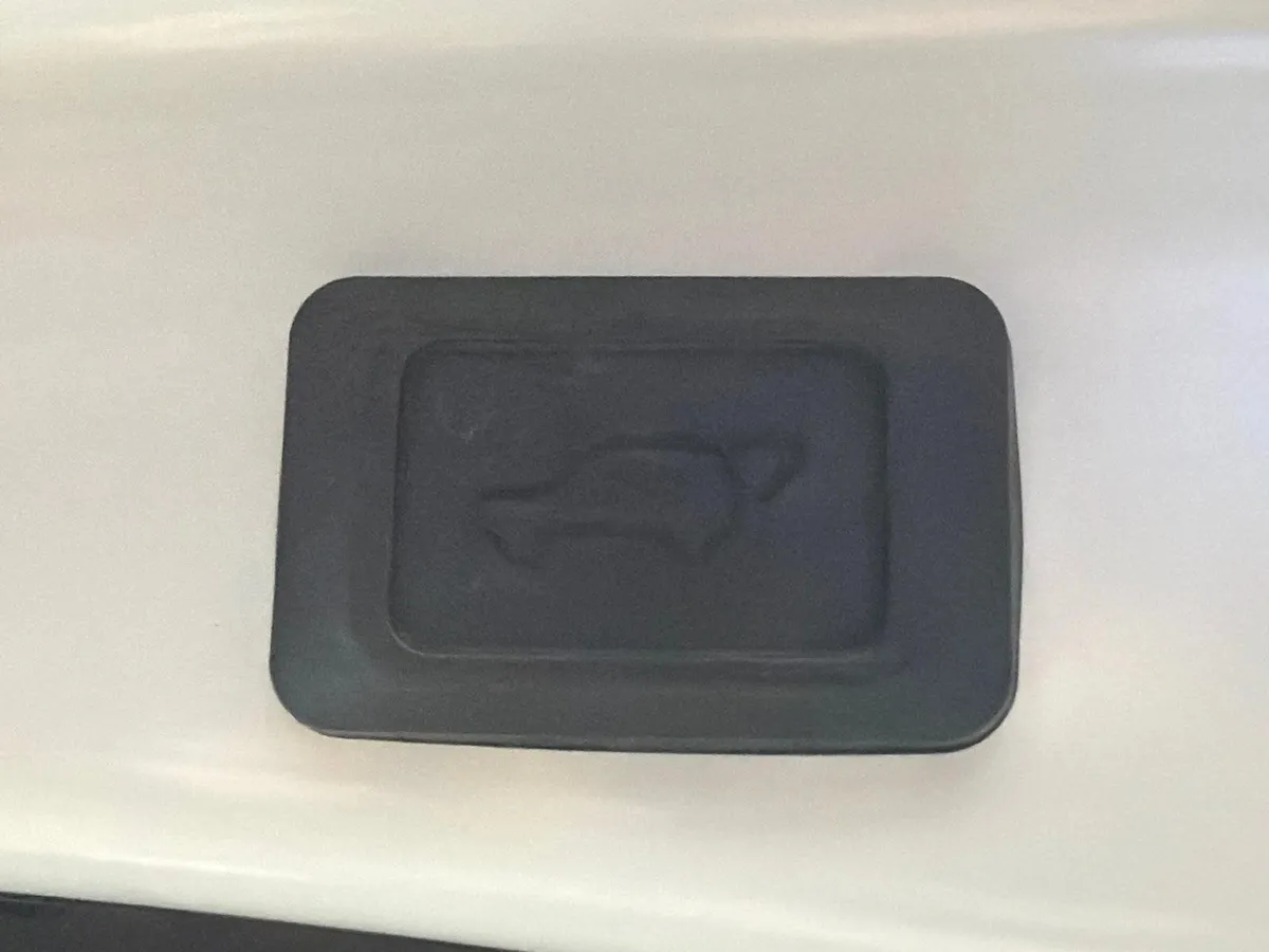 2022 Toyota RAV4 Hybrid XLE Premium thumbnail 20
