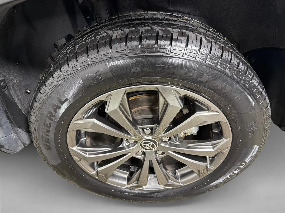 2022 Toyota RAV4 Hybrid XLE Premium thumbnail 21