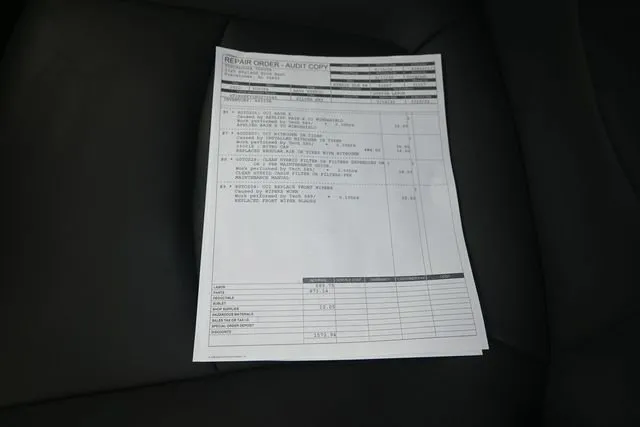 2022 Toyota RAV4 Hybrid XLE Premium thumbnail 5