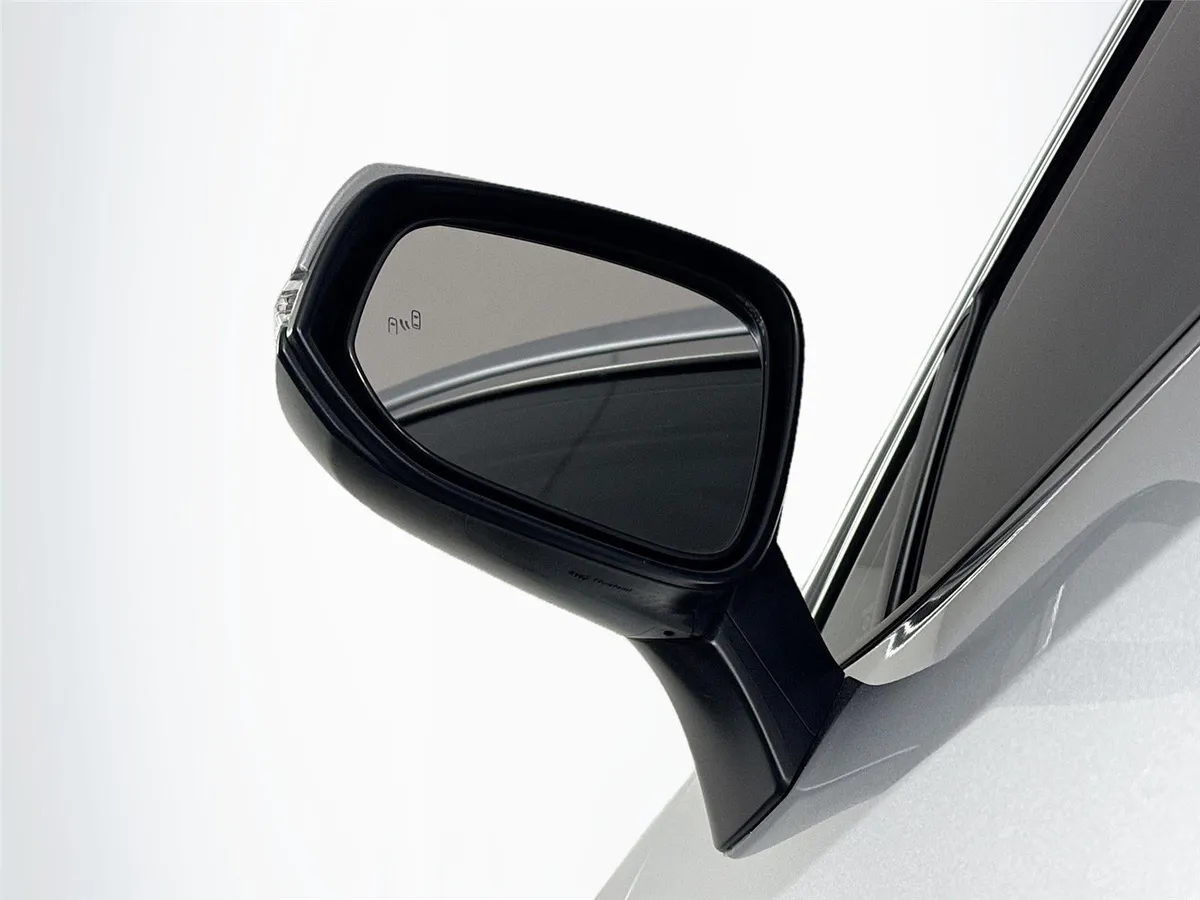 2022 Toyota RAV4 XLE thumbnail 5