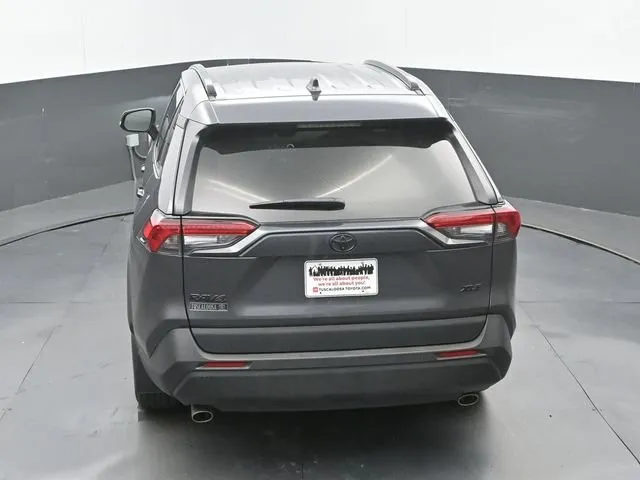 2022 Toyota RAV4 XLE thumbnail 15