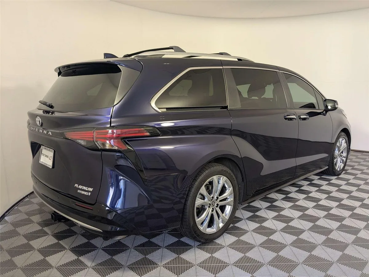 2022 TOYOTA SIENNA thumbnail 5