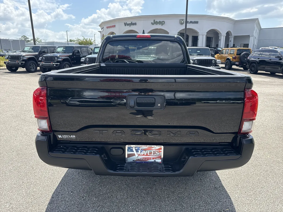 2022 Toyota Tacoma 2WD thumbnail 20