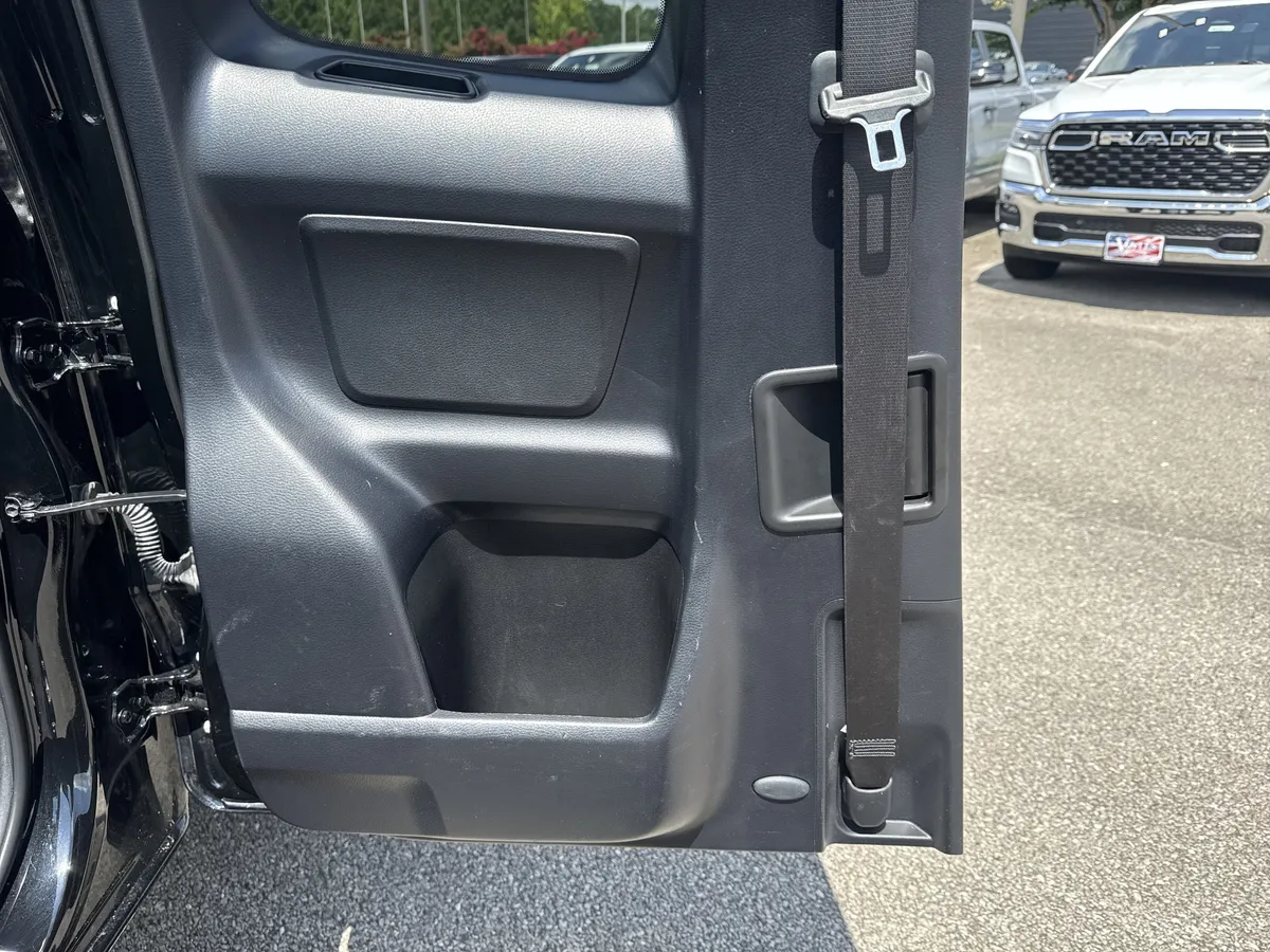 2022 Toyota Tacoma 2WD thumbnail 21