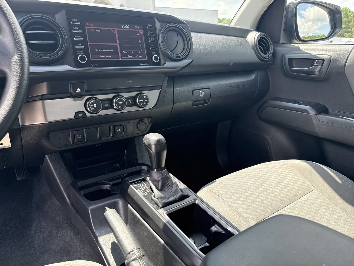 2022 Toyota Tacoma 2WD thumbnail 26