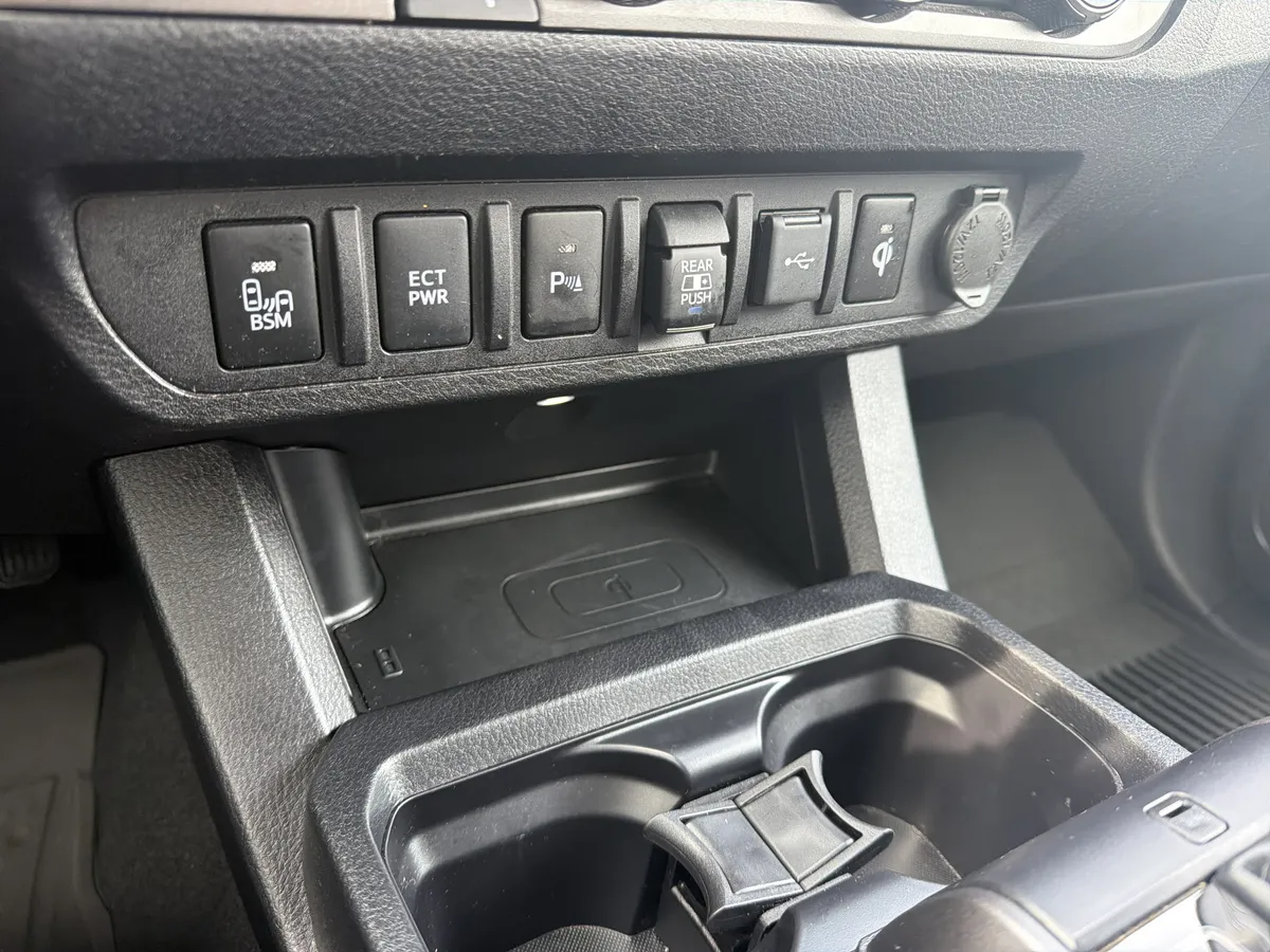 2022 Toyota Tacoma 2WD TRD Off Road thumbnail 11