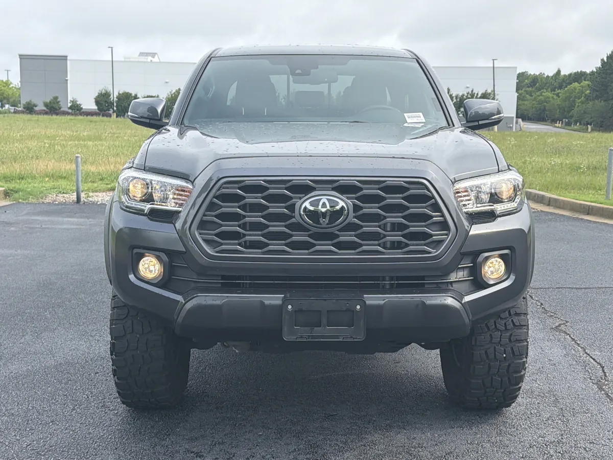 2022 Toyota Tacoma 2WD TRD Off Road thumbnail 2