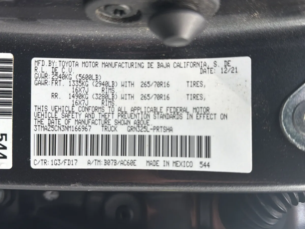 2022 Toyota Tacoma 2WD TRD Off Road thumbnail 35