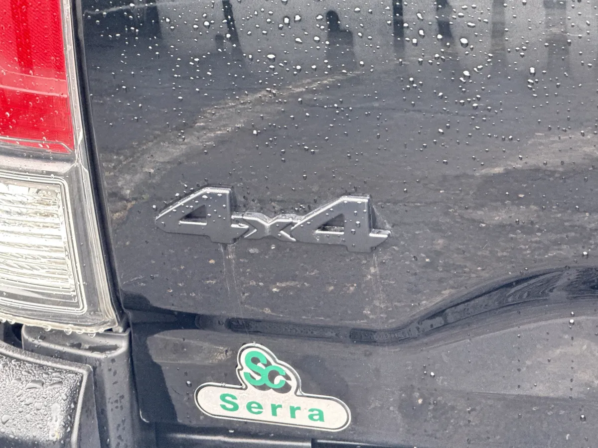 2022 Toyota Tacoma Limited thumbnail 10