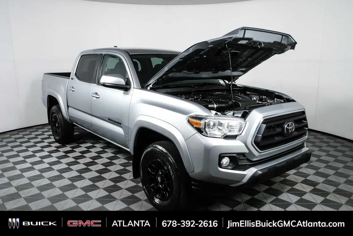2022 Toyota Tacoma SR5 thumbnail 30