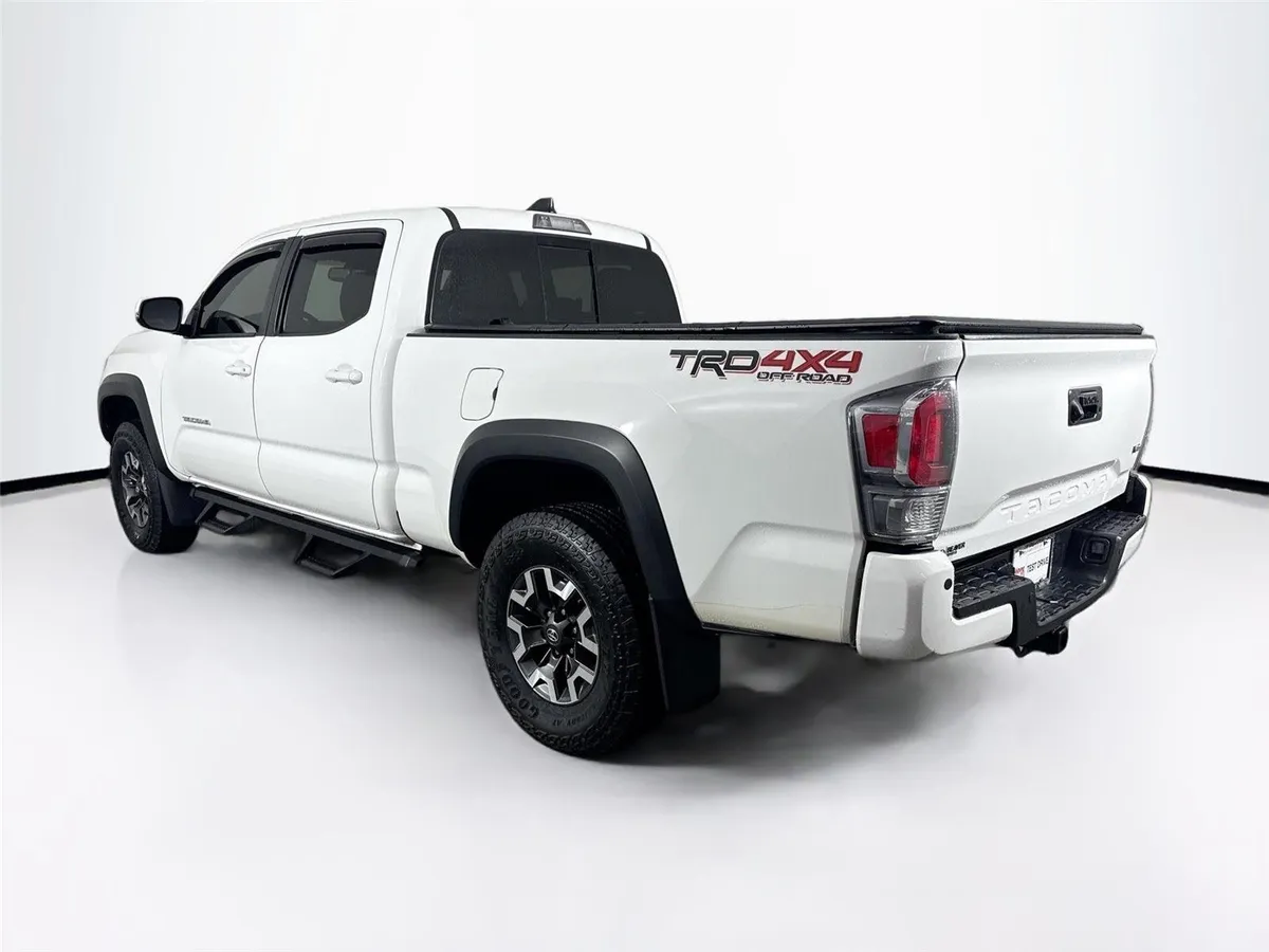 2022 Toyota Tacoma TRD Off-Road thumbnail 13