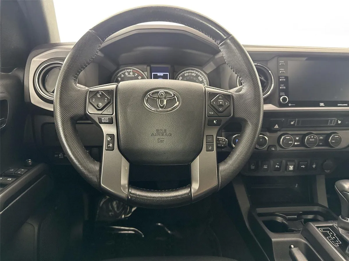 2022 Toyota Tacoma TRD Off-Road thumbnail 33