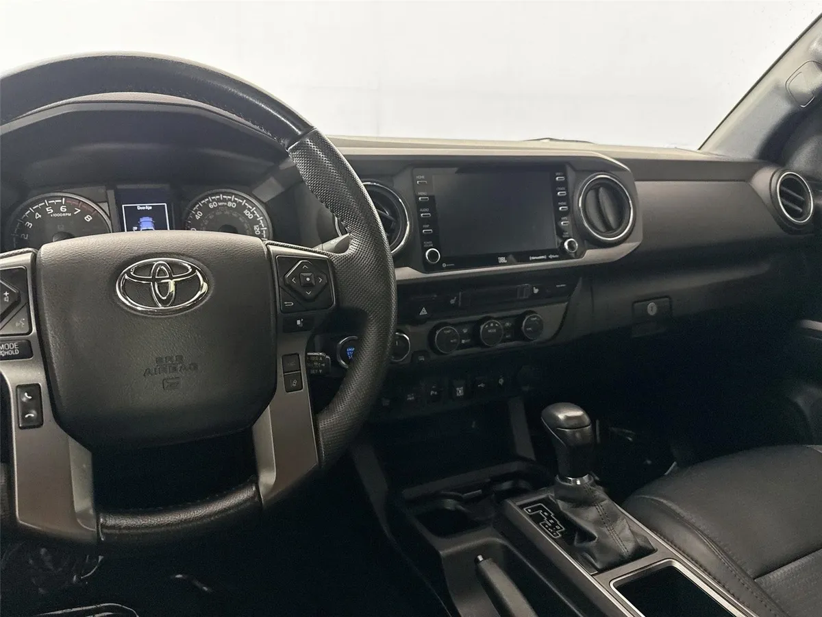 2022 Toyota Tacoma TRD Off-Road thumbnail 34