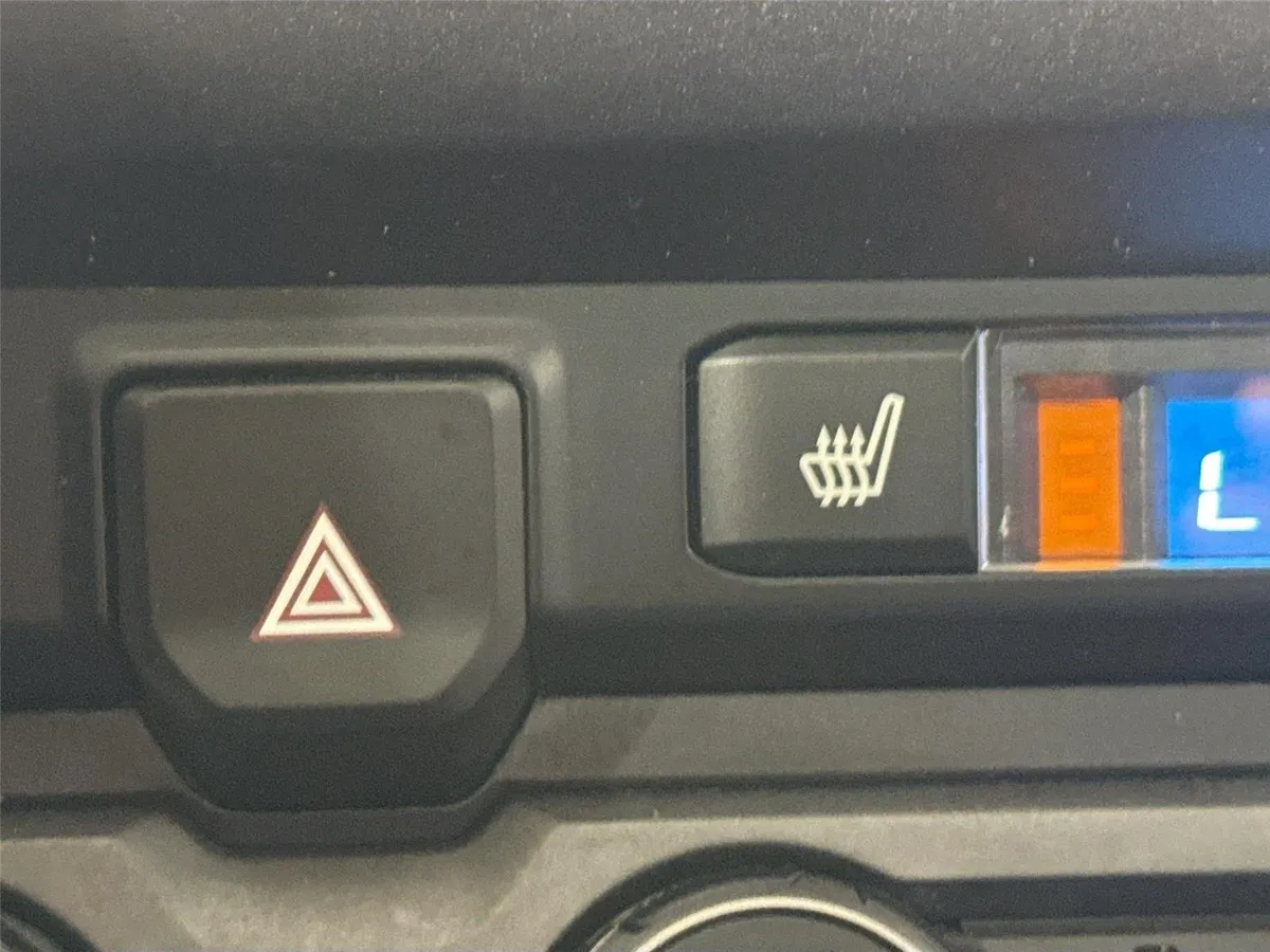 2022 Toyota Tacoma TRD Off-Road thumbnail 8