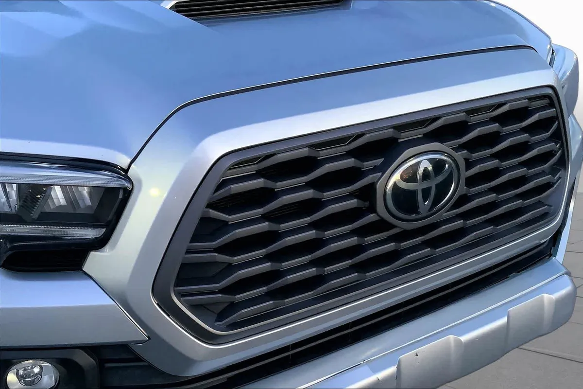 2022 Toyota Tacoma TRD Sport thumbnail 29