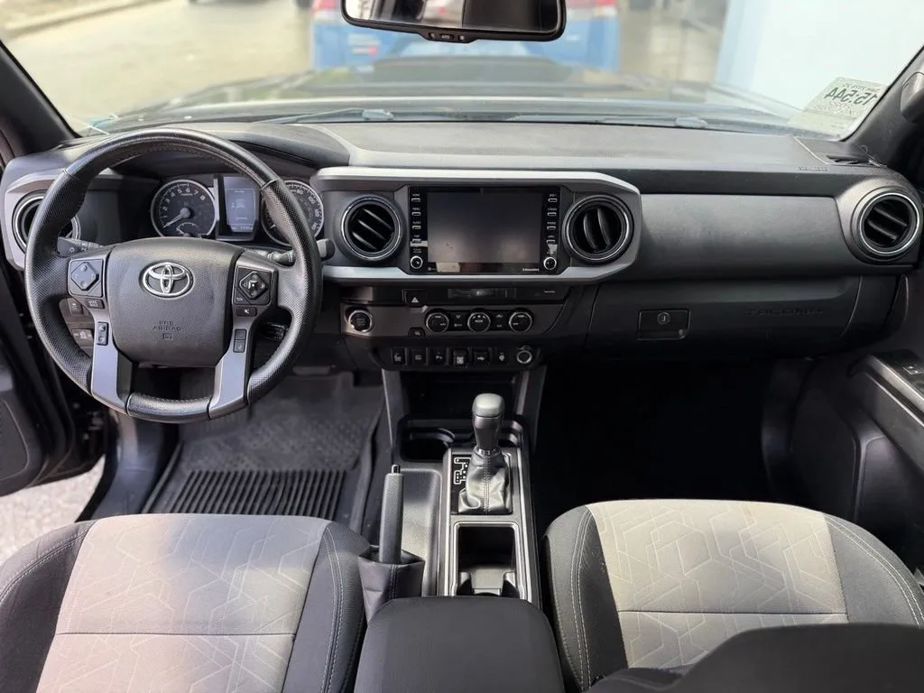 2022 Toyota Tacoma TRD Sport thumbnail 8