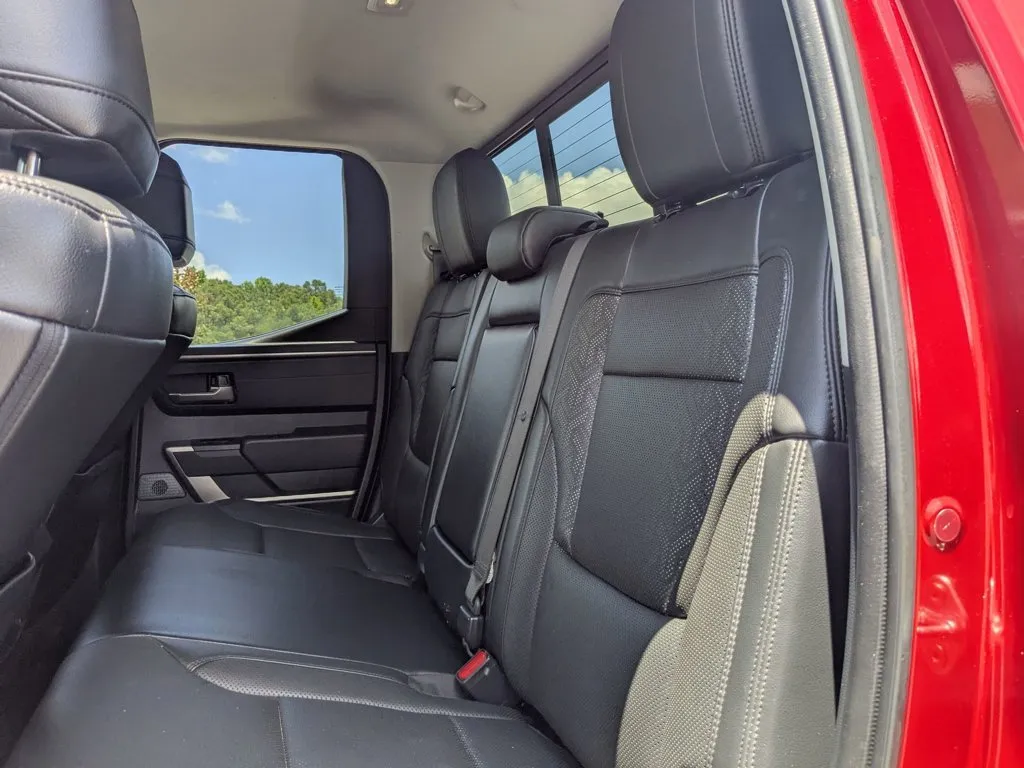 2022 Toyota Tundra 4WD Limited thumbnail 25