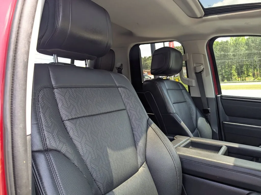 2022 Toyota Tundra 4WD Limited thumbnail 27