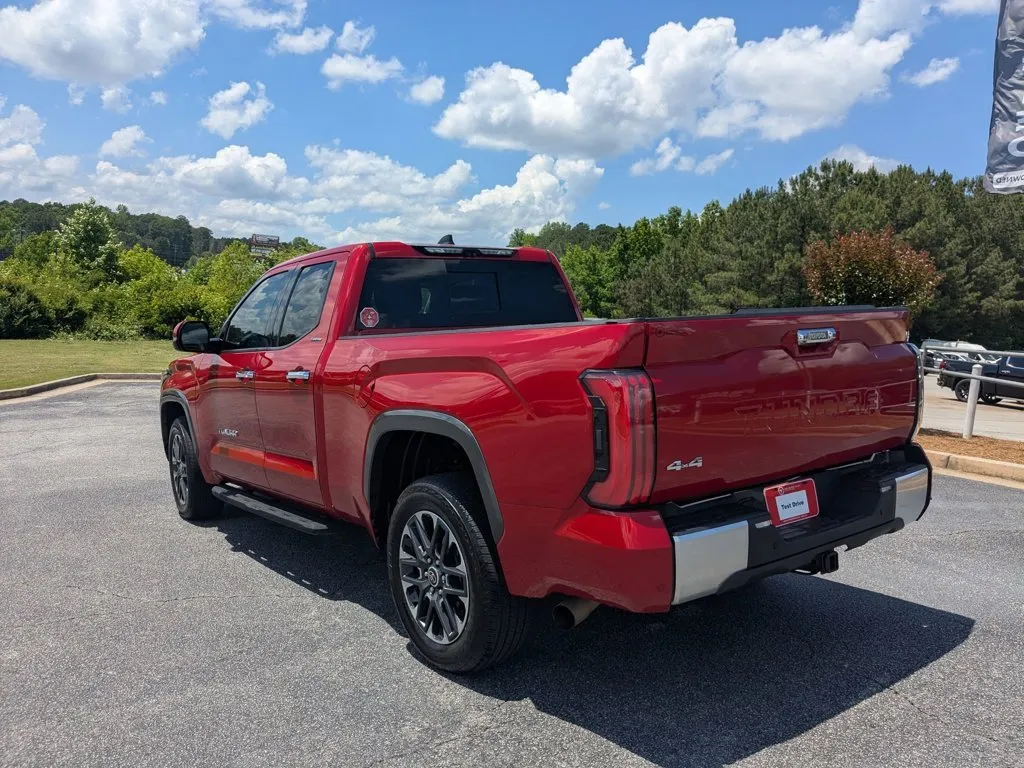 2022 Toyota Tundra 4WD Limited thumbnail 7
