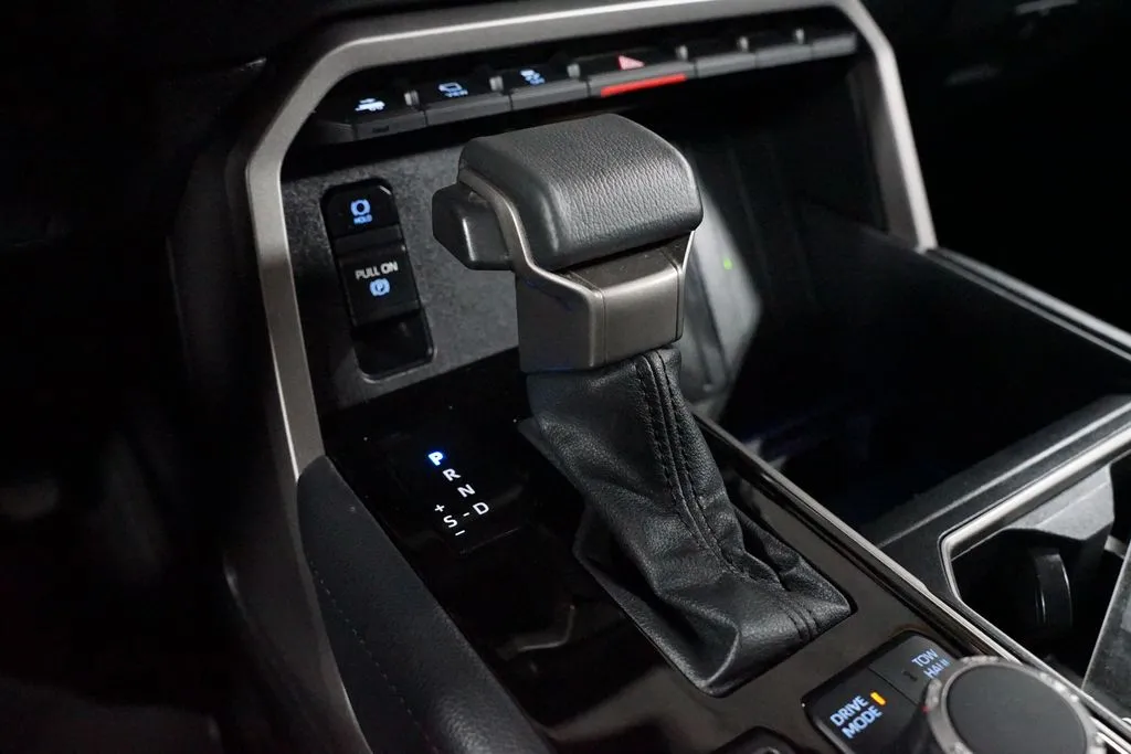 2022 Toyota Tundra Limited thumbnail 23