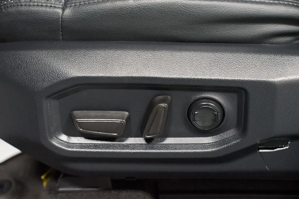 2022 Toyota Tundra Limited thumbnail 36