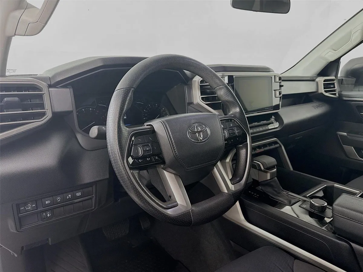 2022 Toyota Tundra SR5 thumbnail 13