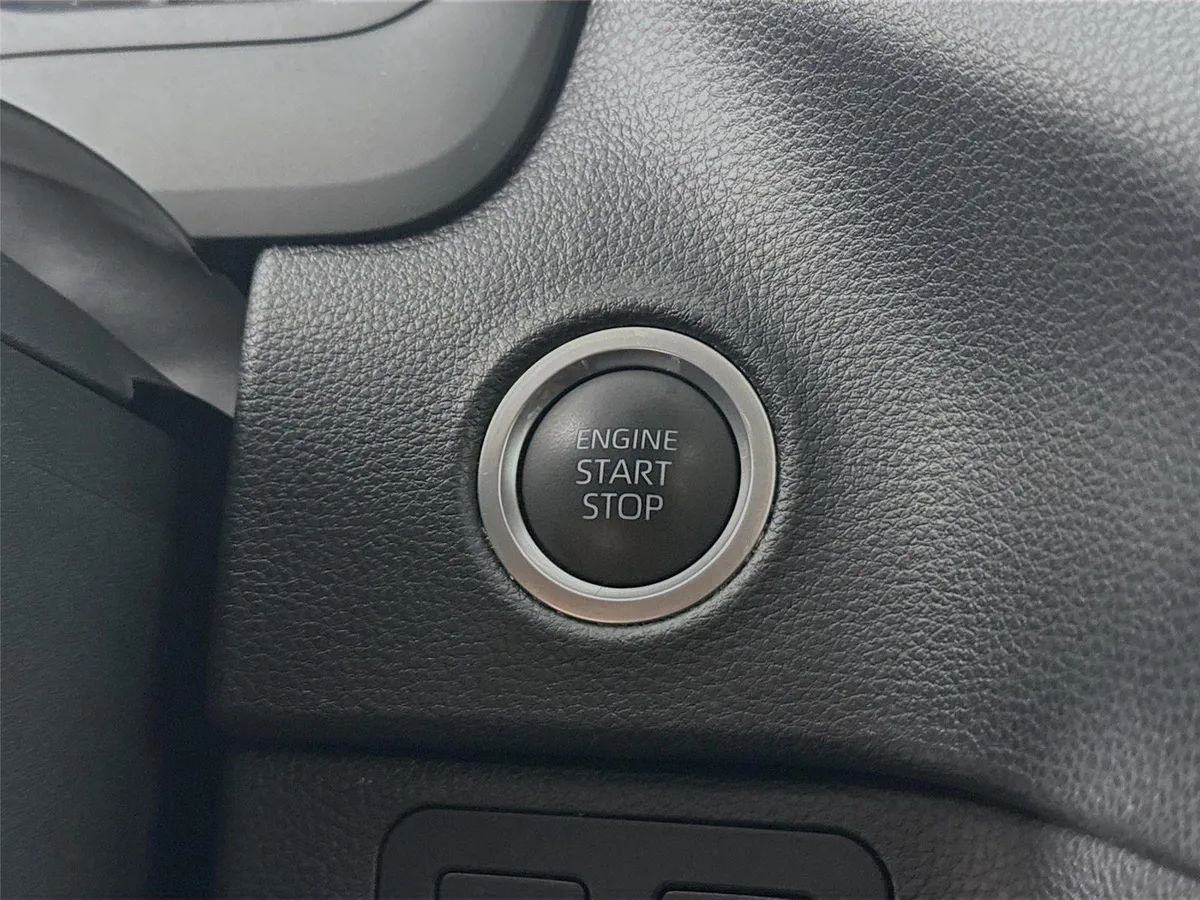 2022 Toyota Tundra SR5 thumbnail 21