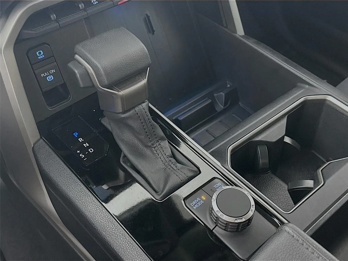 2022 Toyota Tundra SR5 thumbnail 27