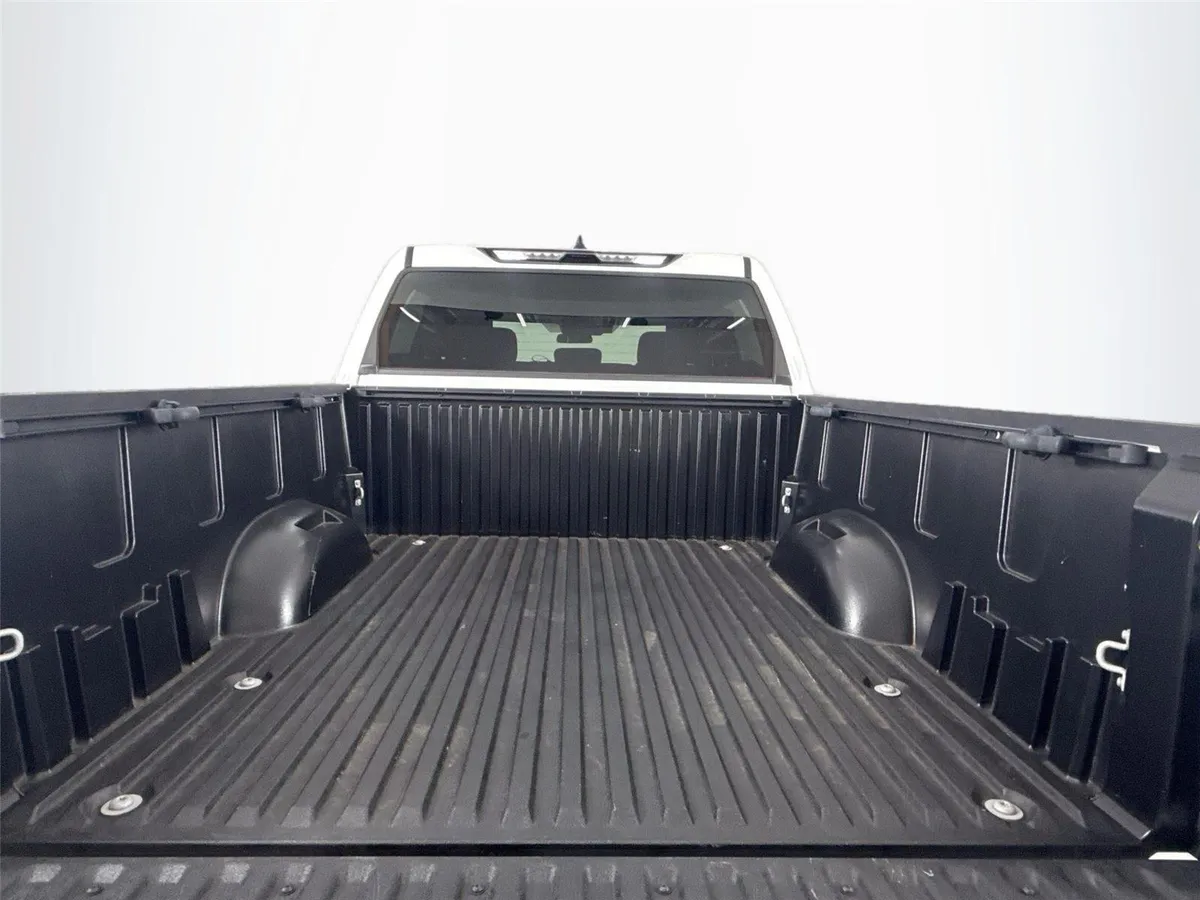 2022 Toyota Tundra SR5 thumbnail 39