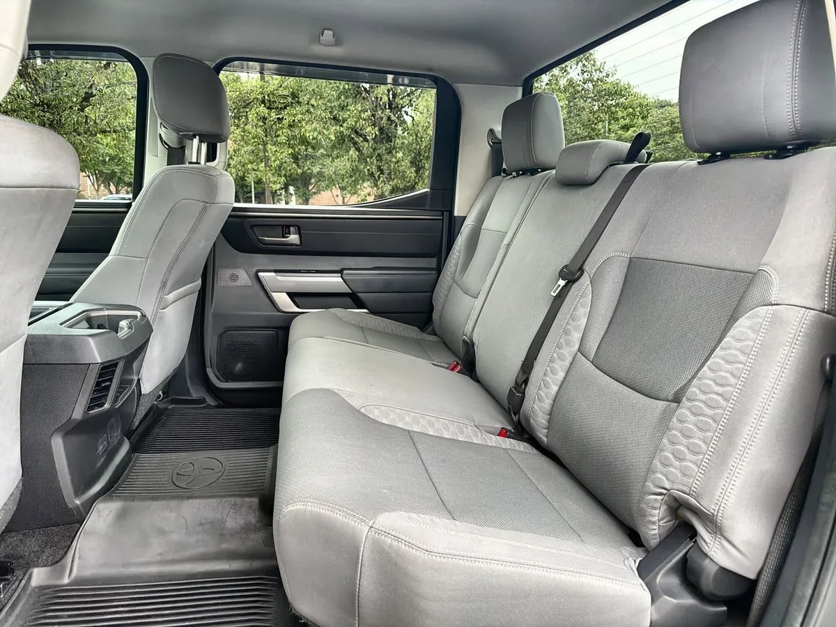 2022 Toyota Tundra SR5 thumbnail 20