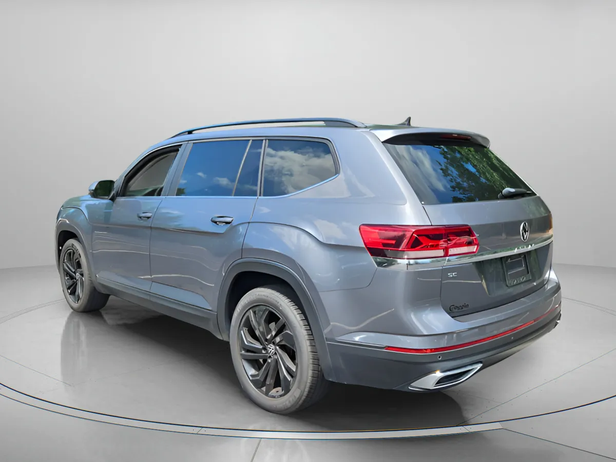 2022 Volkswagen Atlas 2.0T SE w/Technology thumbnail 3