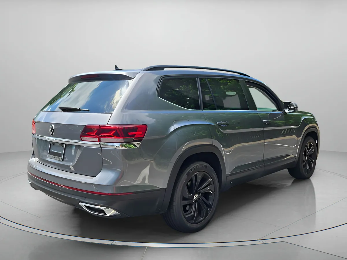 2022 Volkswagen Atlas 2.0T SE w/Technology thumbnail 4