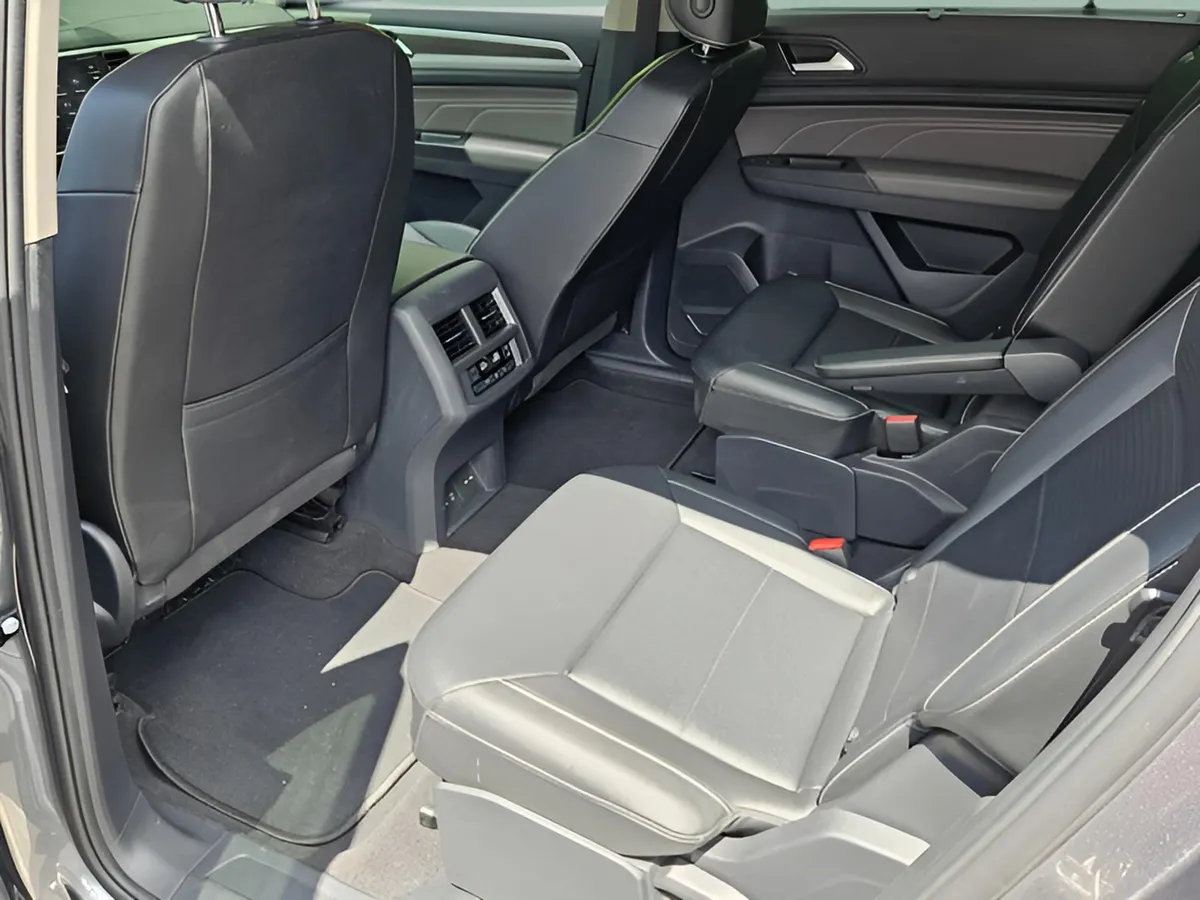 2022 Volkswagen Atlas 2.0T SE w/Technology thumbnail 9
