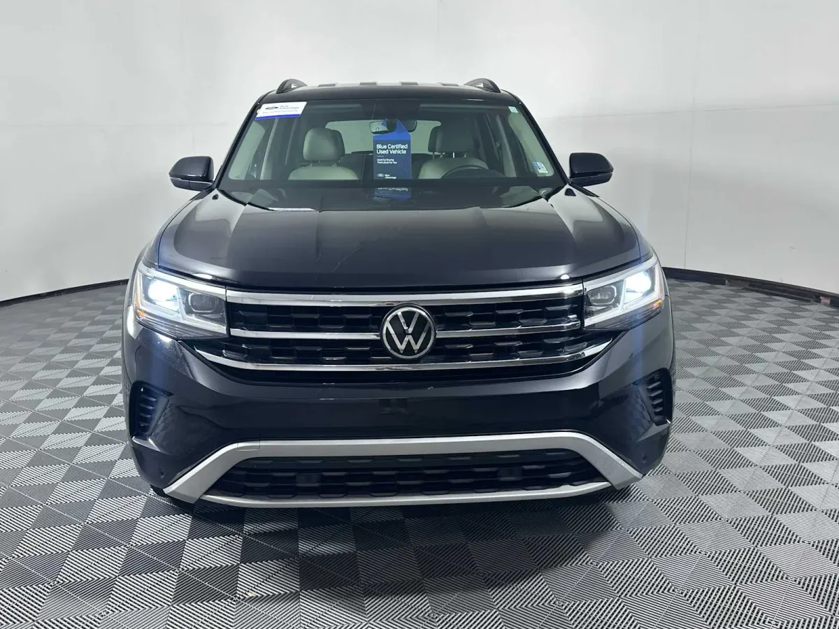 2022 Volkswagen Atlas 3.6L V6 SE w/Technology thumbnail 2