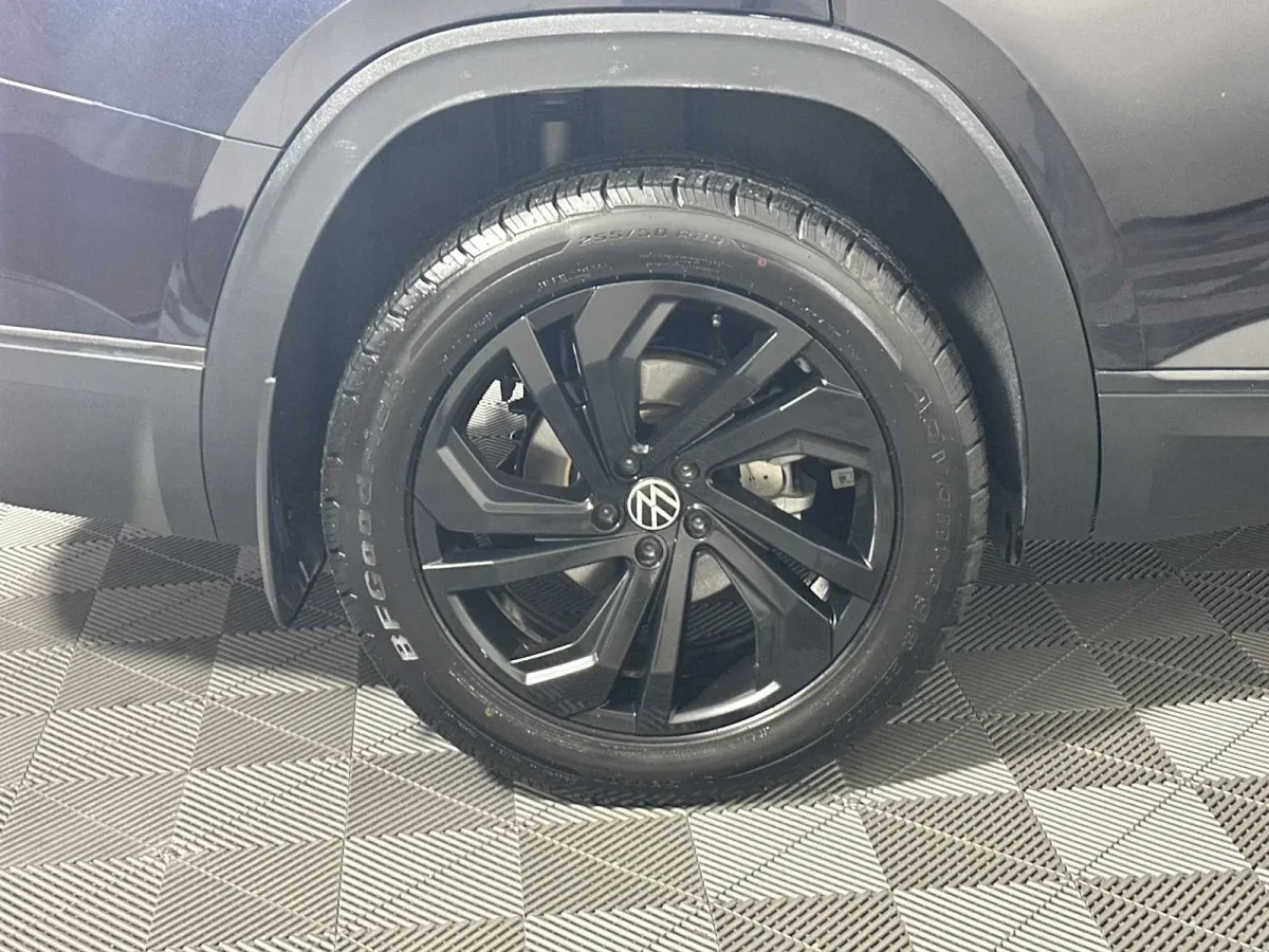 2022 Volkswagen Atlas 3.6L V6 SE w/Technology thumbnail 21