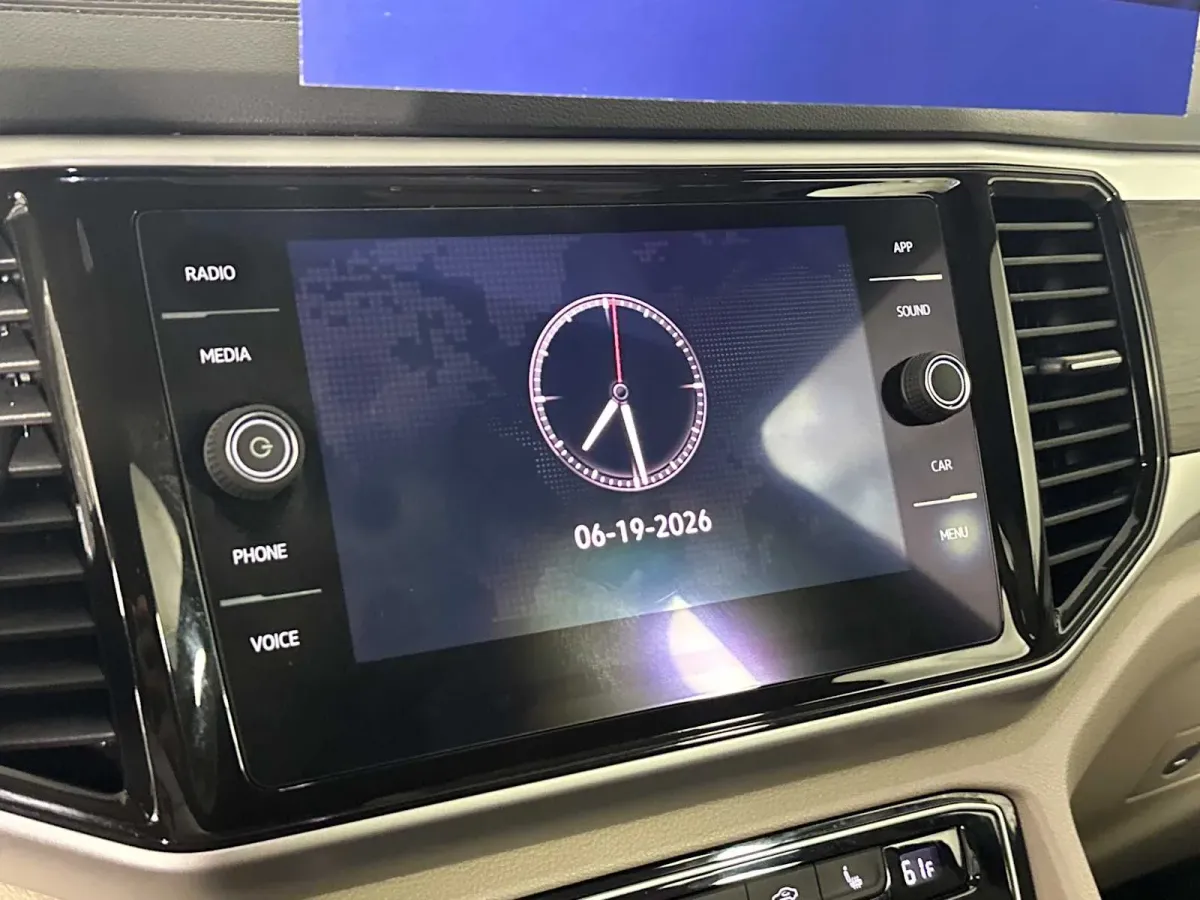 2022 Volkswagen Atlas 3.6L V6 SE w/Technology thumbnail 30