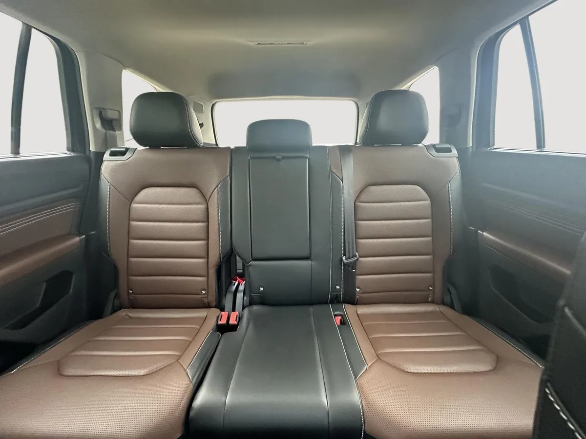 2022 Volkswagen Atlas 3.6L V6 SEL Premium R-Line thumbnail 13