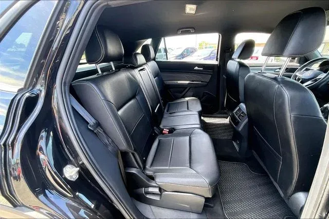 2022 Volkswagen Atlas Cross Sport 3.6L V6 SE w/Technology thumbnail 22