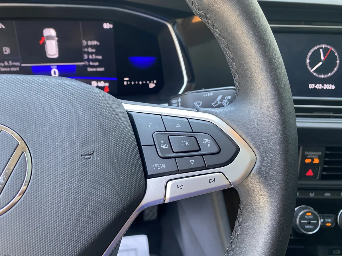 2022 Volkswagen Jetta SE thumbnail 18