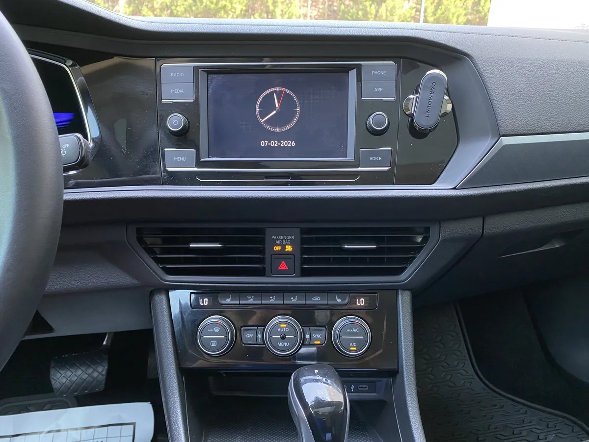 2022 Volkswagen Jetta SE thumbnail 22