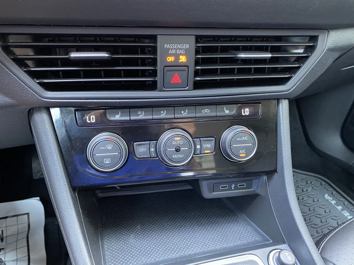 2022 Volkswagen Jetta SE thumbnail 25