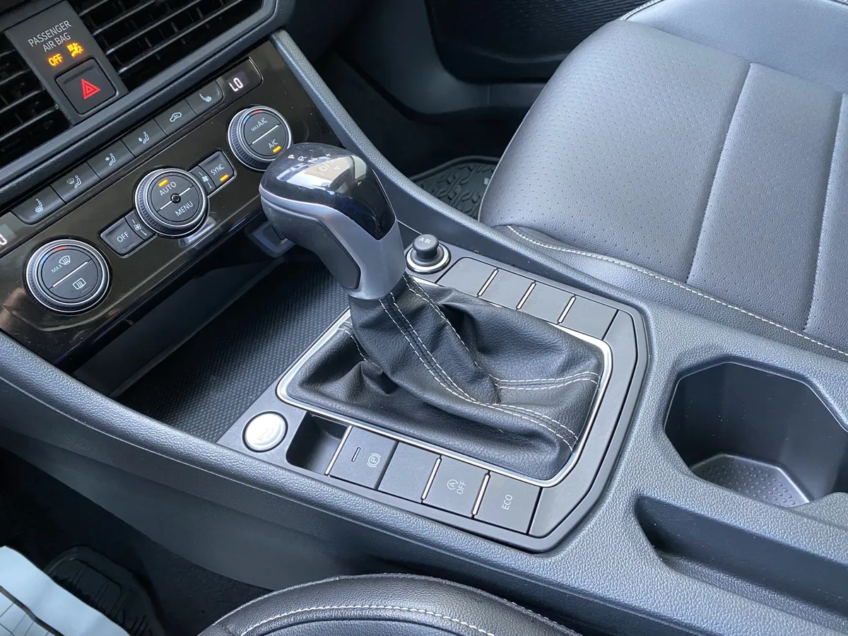 2022 Volkswagen Jetta SE thumbnail 26