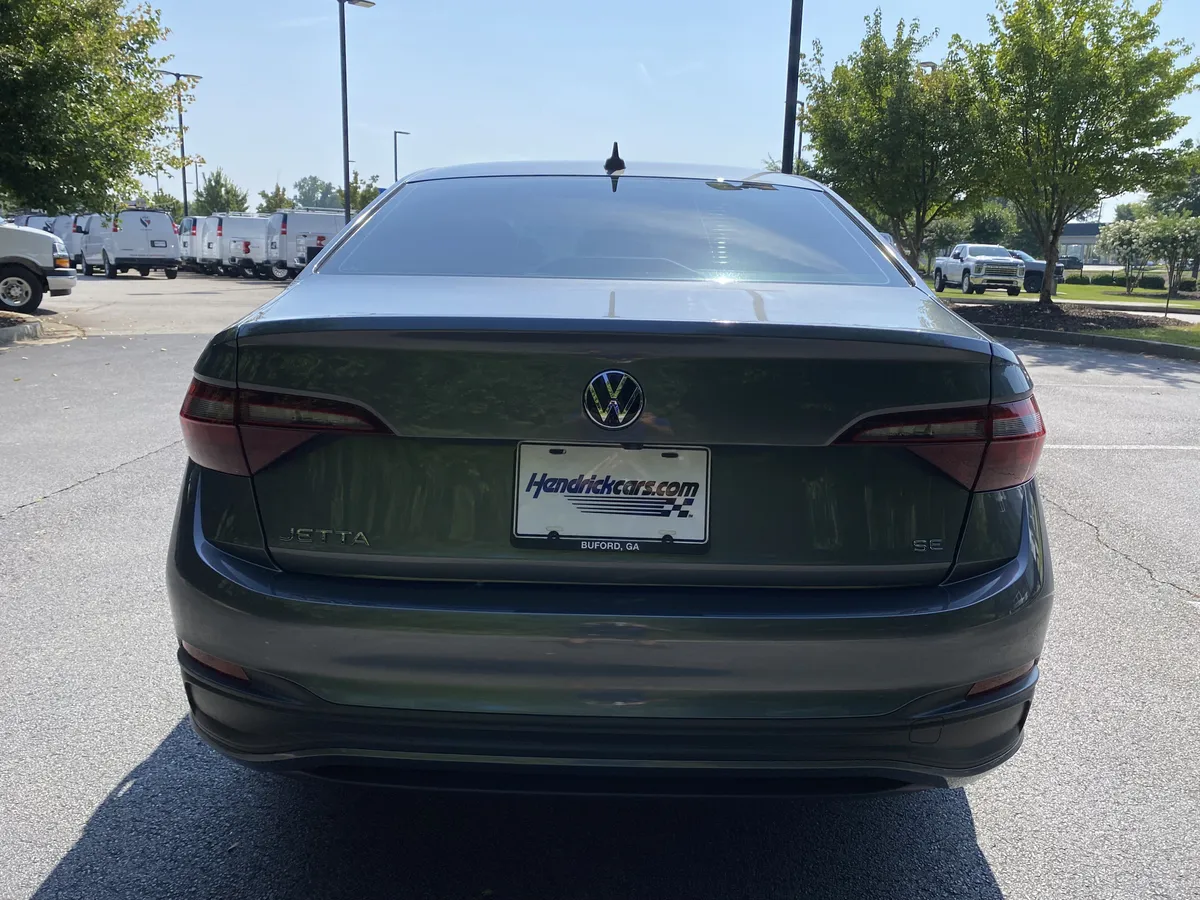 2022 Volkswagen Jetta SE thumbnail 7