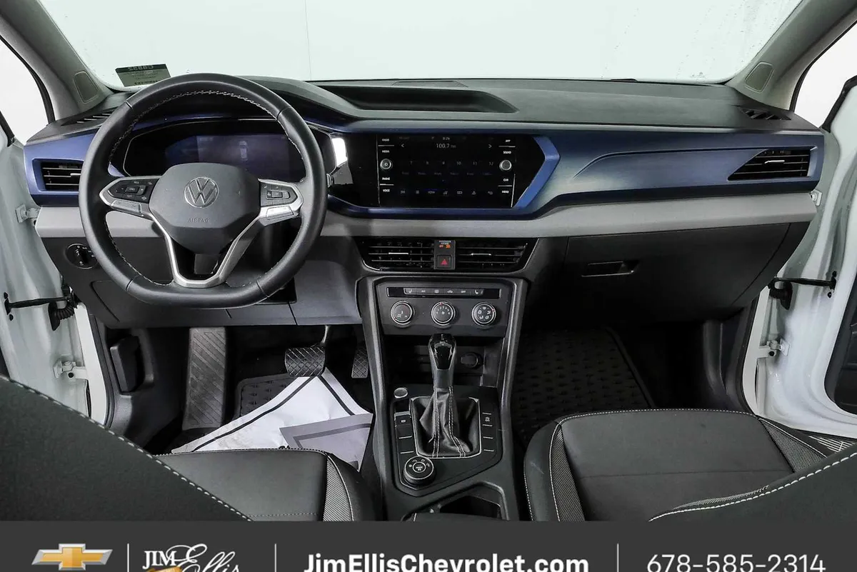 2022 Volkswagen Taos 1.5T SE thumbnail 17